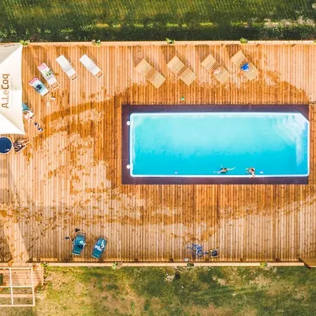 Metsaluige Turismitalu Camping