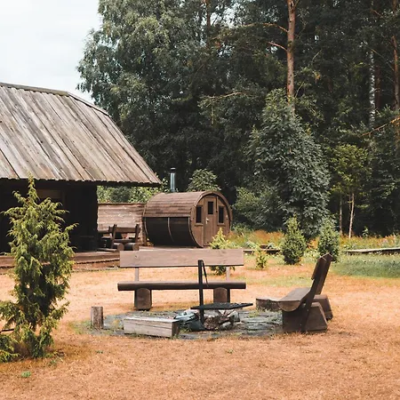 Metsaluige Turismitalu Parque de Campismo